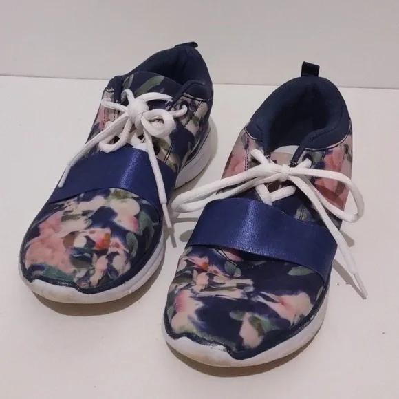 ShoeDazzle blue and pink floral shoe sneaker size 6.5 women flowers - Picture 4 of 11